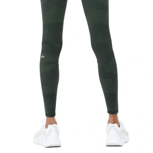 ALO High-Waist Camo Vapor Legging Hunter Camo (Green) Sz XS NWOT